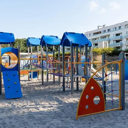 Aquamarina 63 Miedzyzdroje